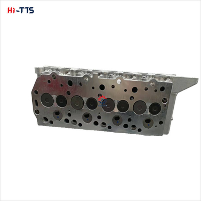 22100-42700 4D56 कोम-अत्सु इंजन के लिए सिलेंडर हेड।